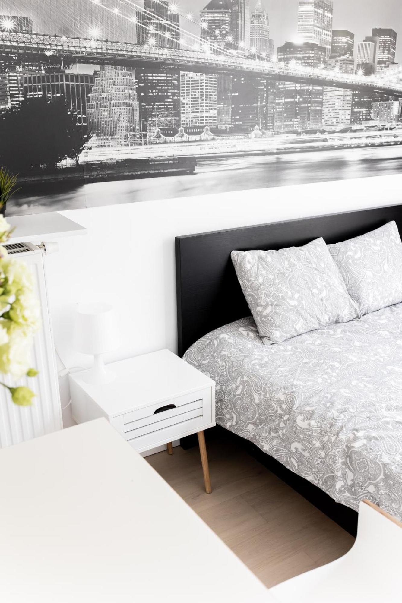 Piotrapartments - Swietokrzyska City Center Apartments Варшава Экстерьер фото